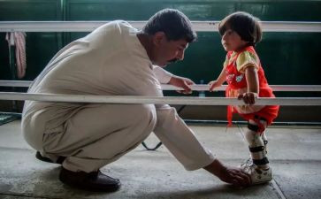 残疾人关爱作文5篇