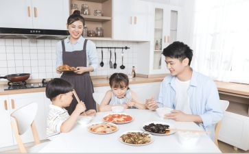 小班吃饭的教案5篇