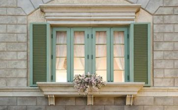 窗与镜2024满分作文参考8篇