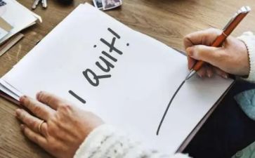 辞职报告护士模板优秀5篇