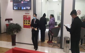 银行大堂月总结推荐8篇