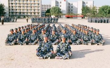 军训自我鉴定6篇(磨炼自我，探寻成长：军训自我鉴定六篇)