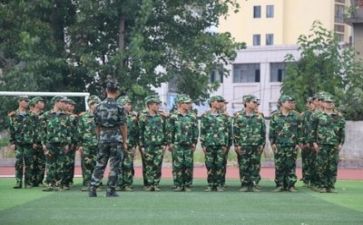 军训自我鉴定表自我鉴定8篇