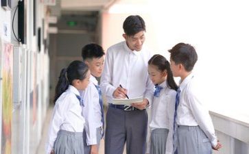 老师作文我的老师作文精选5篇