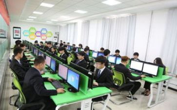 职校毕业自我鉴定5篇